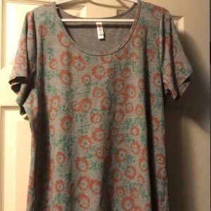 Lularoe Classic Tee